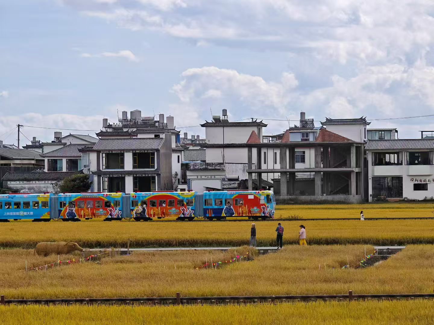 Mountains, Rivers & Dynasties: A 14-Day China Scenic Explorer