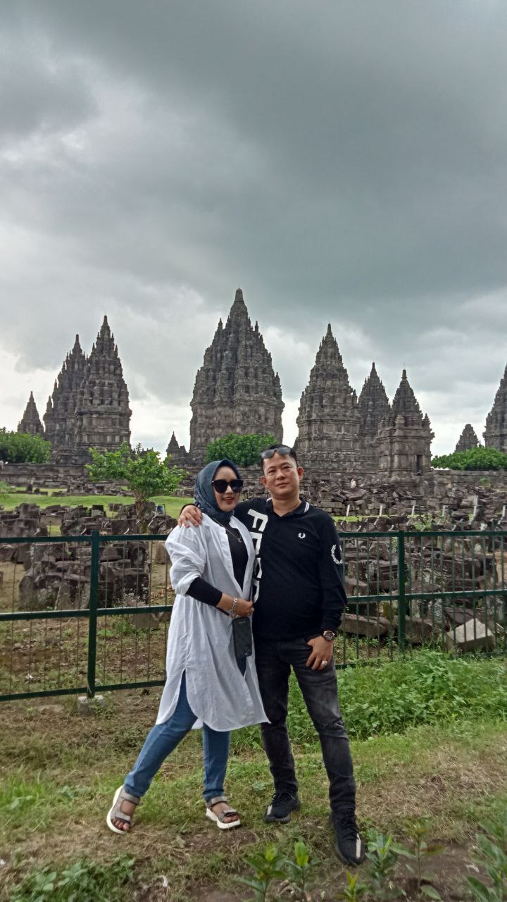 5-Day Jogja Wonders: Caves, Coasts, and Castles