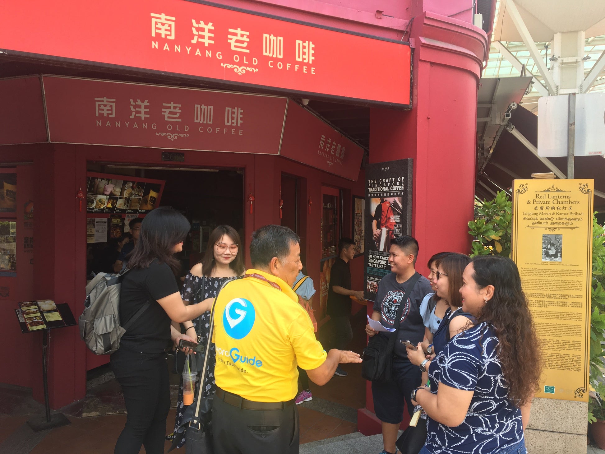 Chinatown Uncovered: History, Faith & Local Life in Singapore