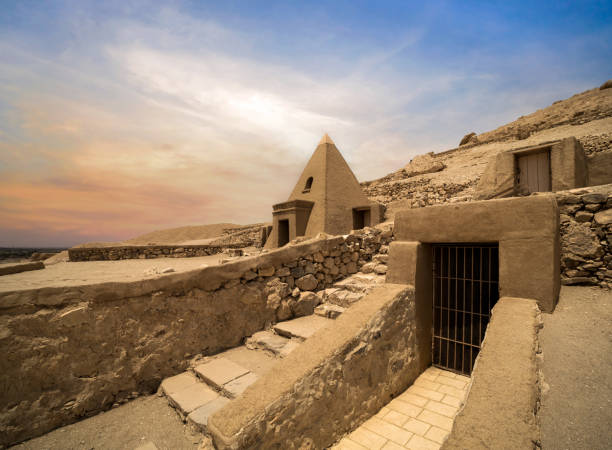 Luxor West Bank Tour — Medinat Habu, Deir el-Medina & Valley of the Queens