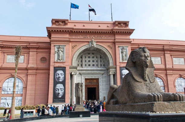 Alexandria to Cairo Full-Day Tour — Great Pyramids, Sphinx & Tutankhamen