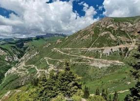 The Great Kyrgyz Odyssey: 9 Days of Lakes, Yurts, and Silk Road Castles