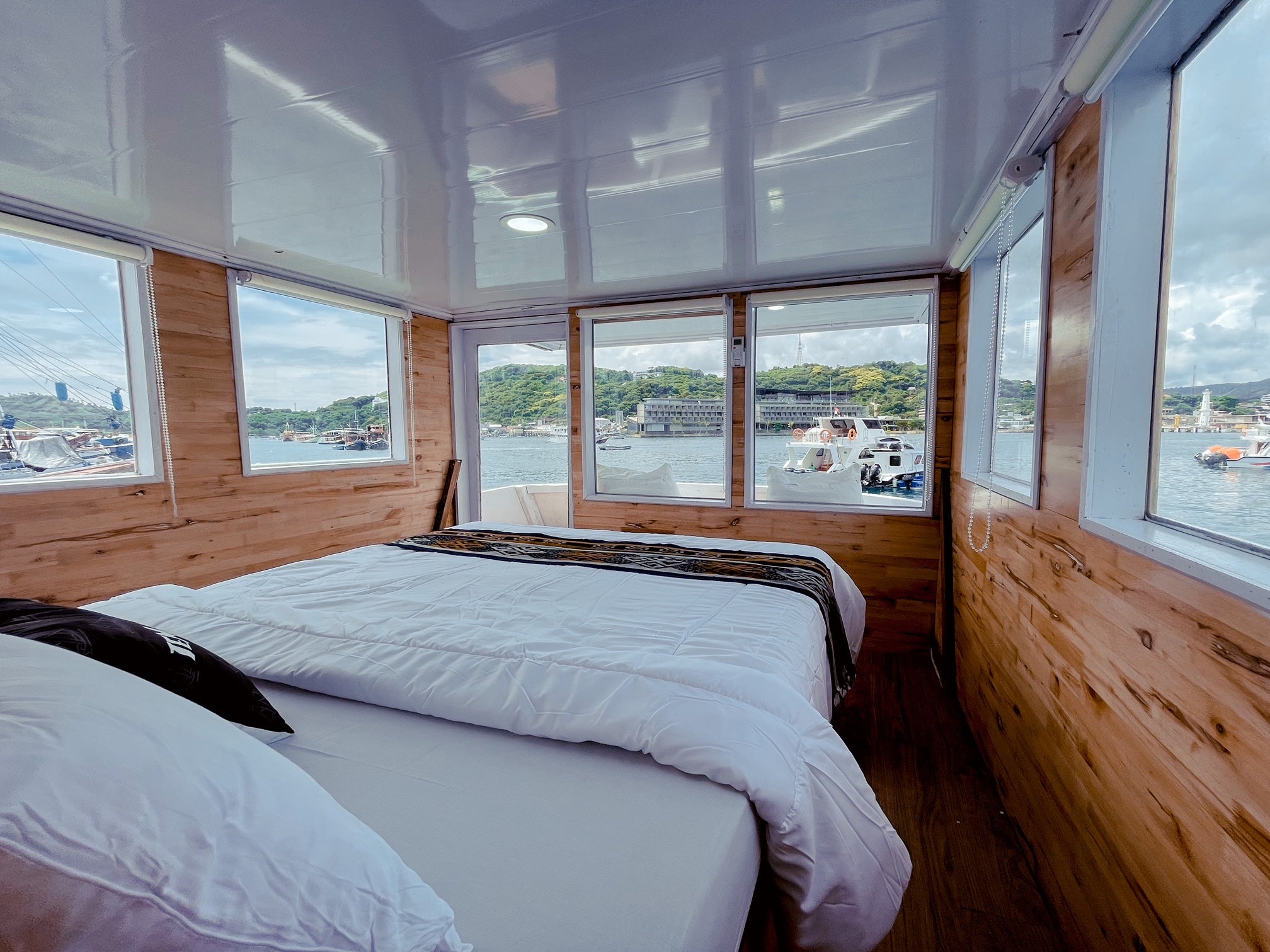 Image of 3D2N Luxury Phinisi & Standard Boat Komodo Sailing Trip
