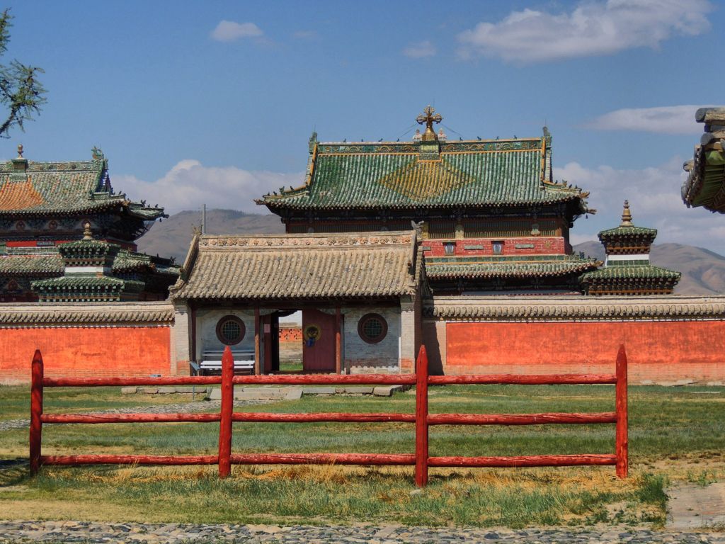 6D Gobi Mirage Adventure: Mongolia Desert, Flaming Cliffs & Nomadic Life