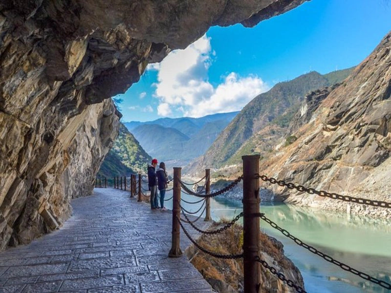 Image of 6-Day Classic Yunnan Trekking Tour: Tiger Leaping Gorge & Ancient Tea Horse Road
