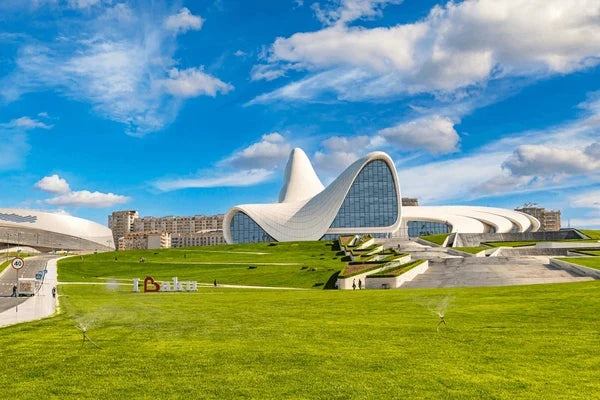 Timeless Baku Walk: Palaces, Legends & Living History