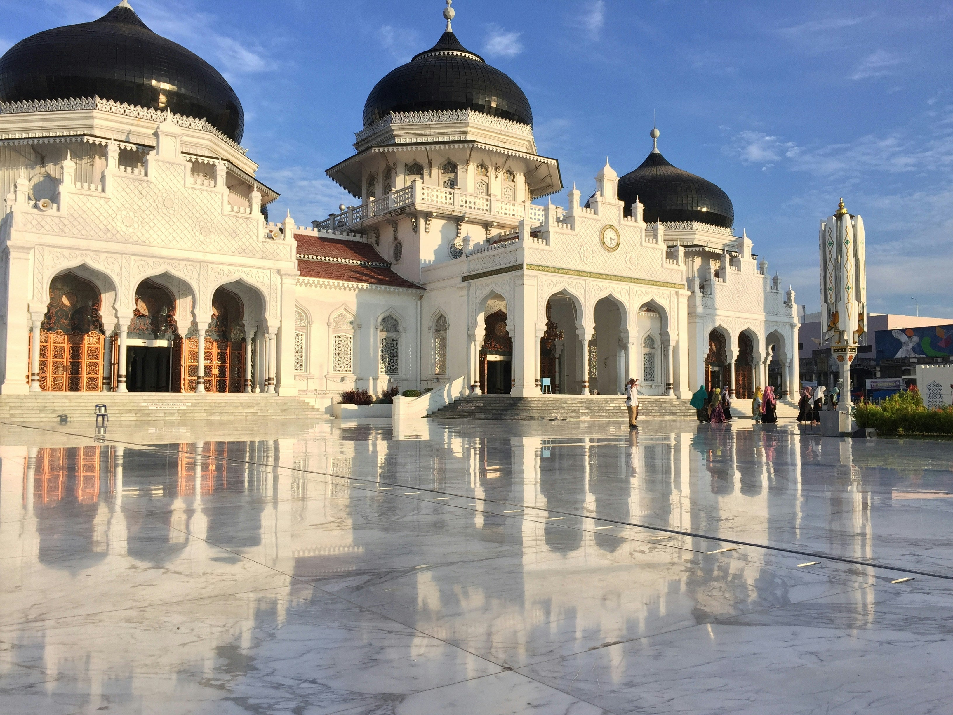 Image of Aceh Stories & Seascapes: Tsunami Memorial to Rubiah Island — 5 Days / 4 Nights