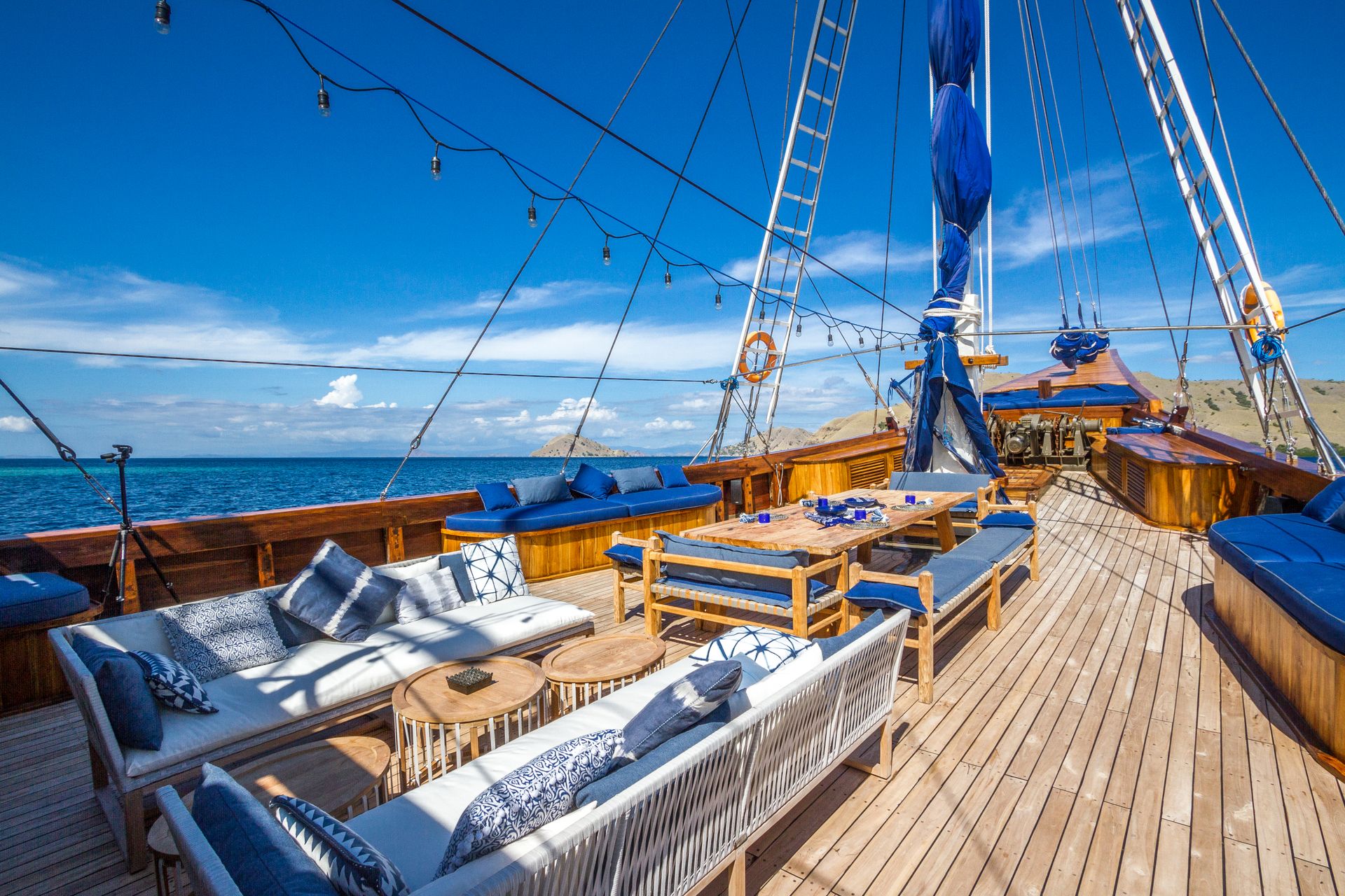 Image of Komodo Sailing Trip 3D2N | Luxury Phinisi & Standard Boat