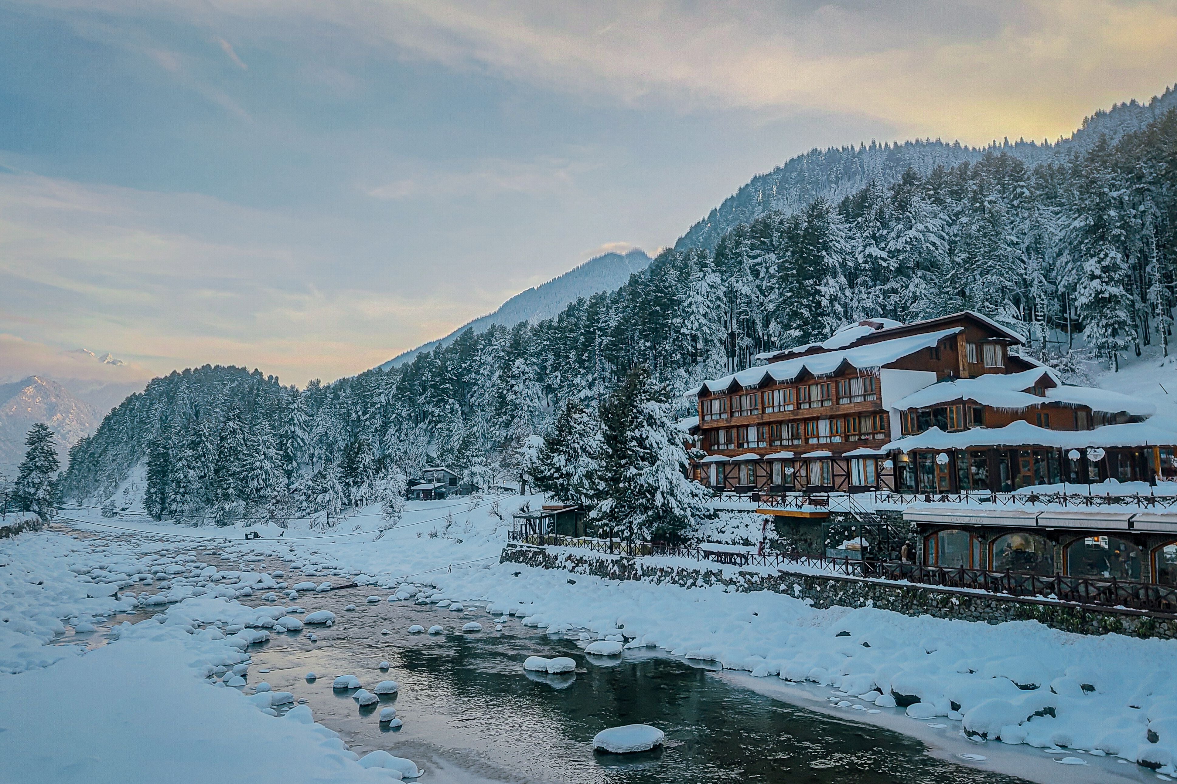 Image of Golden Triangle with Kashmir Paradise – 7 Days India Tour (3* Hotel)