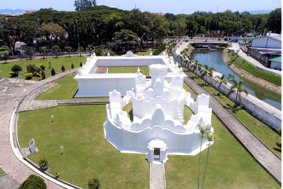Aceh Heritage & Sea: Tsunami Museum + Sabang Getaway — 4 Days / 3 Nights