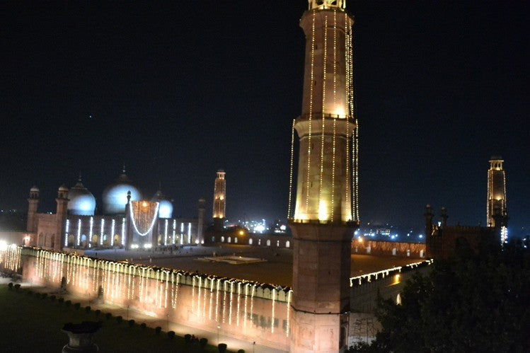 10D Autumn Pakistan Scenic Tour: Lahore, Islamabad, Naran, Hunza, Skardu