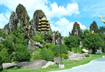 Image of Premium Da Nang & Hoi An Experience: 4-Day Cultural, Coastal & Mountain Highlights