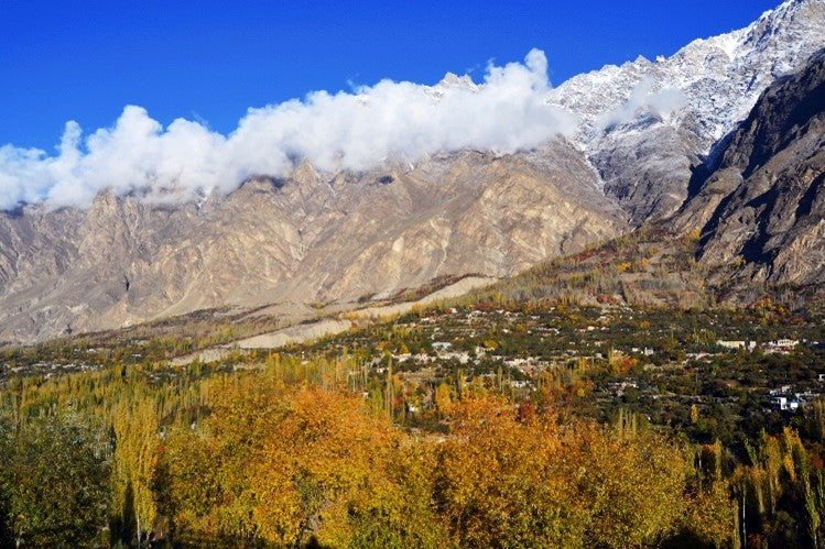 Image of 10D Autumn Pakistan Scenic Tour: Lahore, Islamabad, Naran, Hunza, Skardu