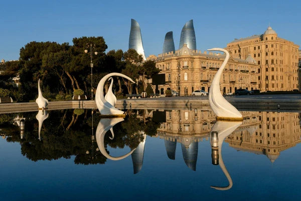 Timeless Baku Walk: Palaces, Legends & Living History
