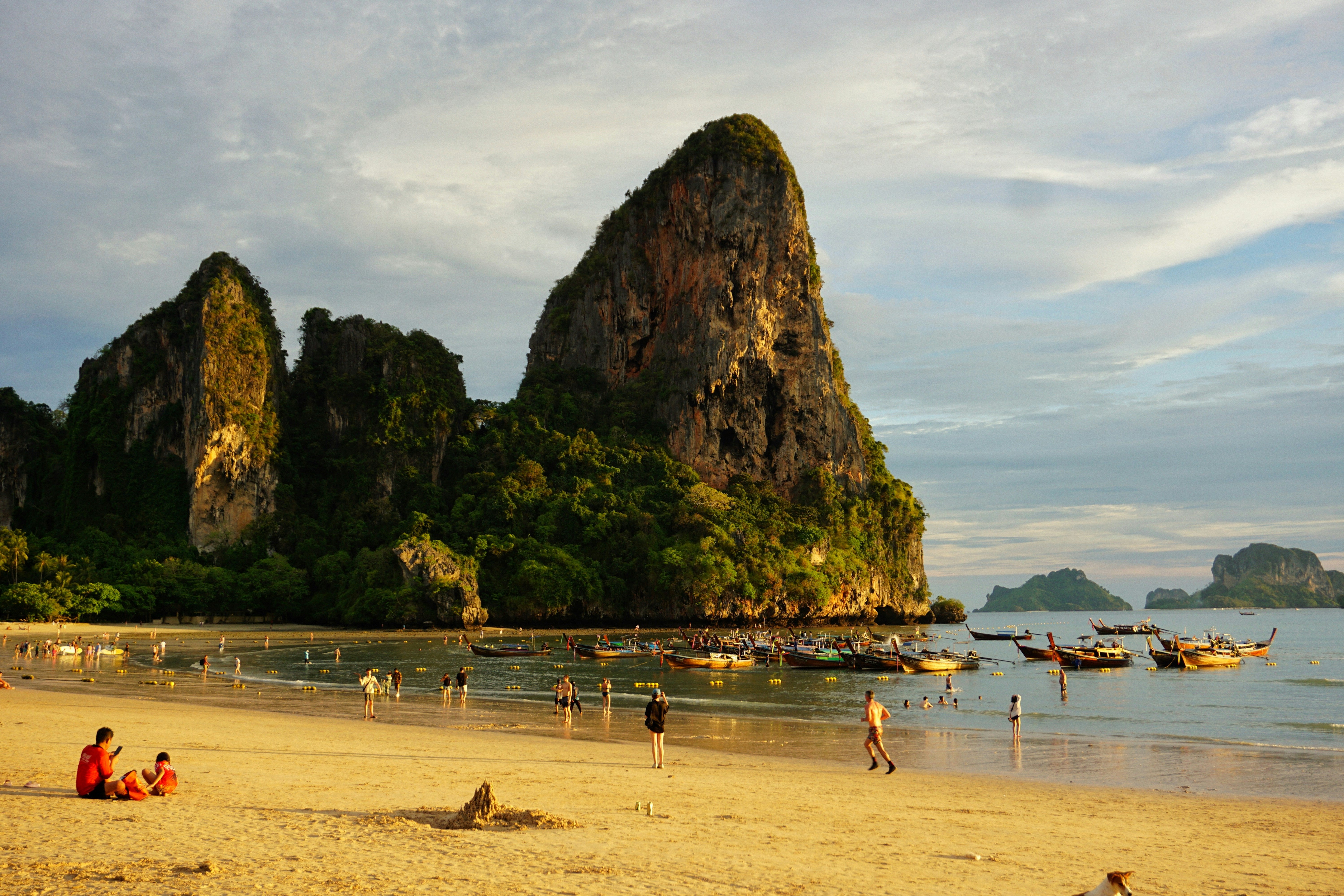 Image of Krabi Full Day Premium Speed Boat 10: 6 Island Hopping Adventure