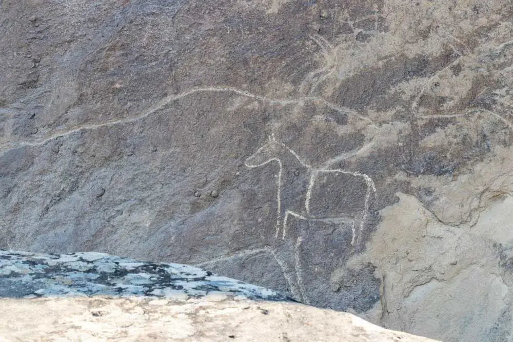 Ancient Azerbaijan Discovery Tour: Petroglyphs, Fire Temples & Natural Wonders