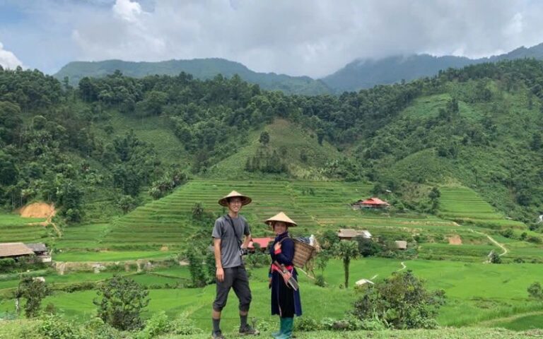 Vietnam's Heart: 6 Days from Hanoi to Halong Bay and Sapa [3* Hotel]