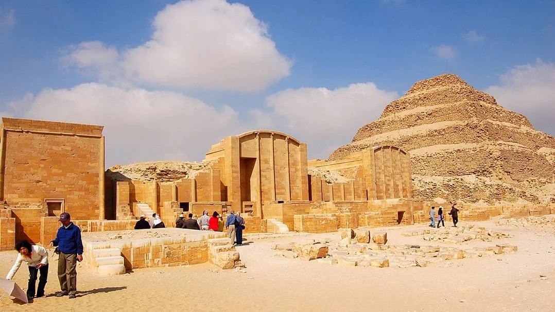 Giza Horseback & Carriage Tour — Panoramic Pyramids Desert Ride