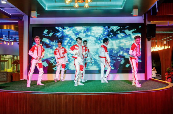 Sip, Snap & Swoon: A Ladies-Only Evening Tour in Bangkok