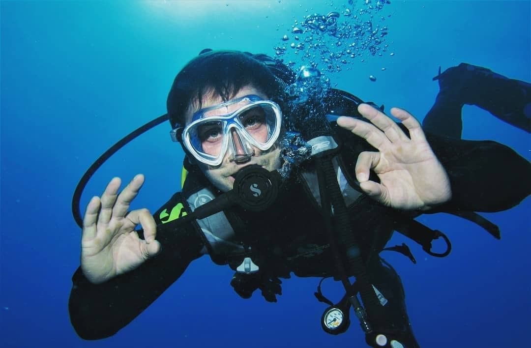 Scuba Diving in Mauritius – Explore Coral Gardens & Historic Wrecks