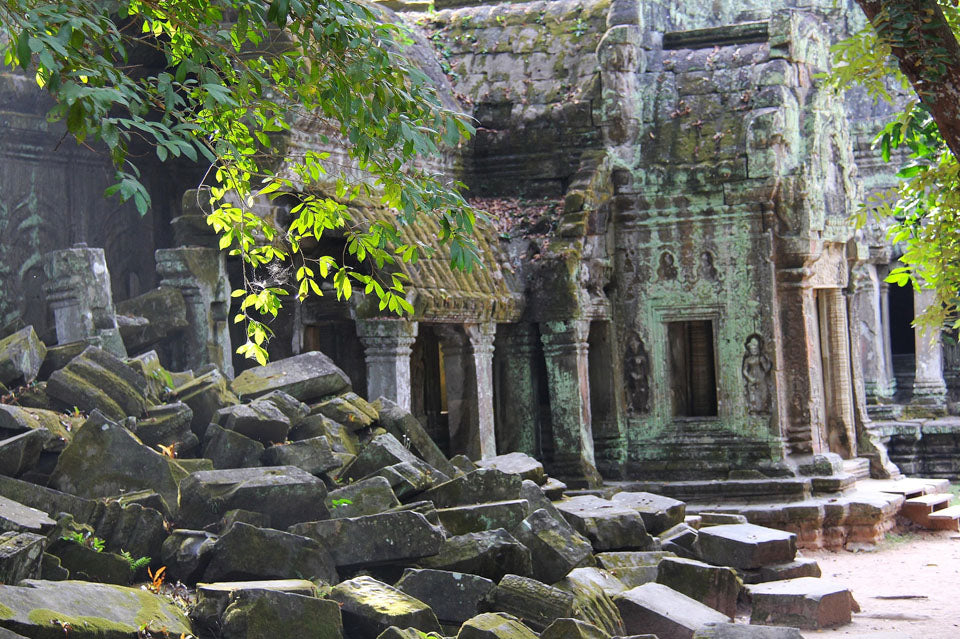 Sunrise at Angkor Wat: 1-Day Temple Discovery