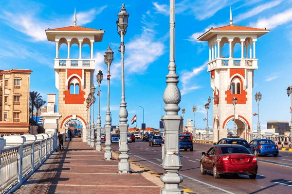 Best Alexandria Walking Tour: Corniche Sea Views & Egyptian Street Snacks