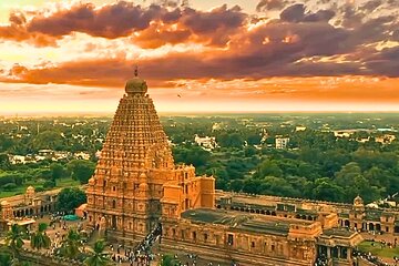 13D From Dravidian Temples to Kerala Houseboats – A Cultural Escape (5* Hotel)