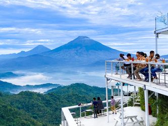Volcanoes & Vintage Studios - Yogyakarta