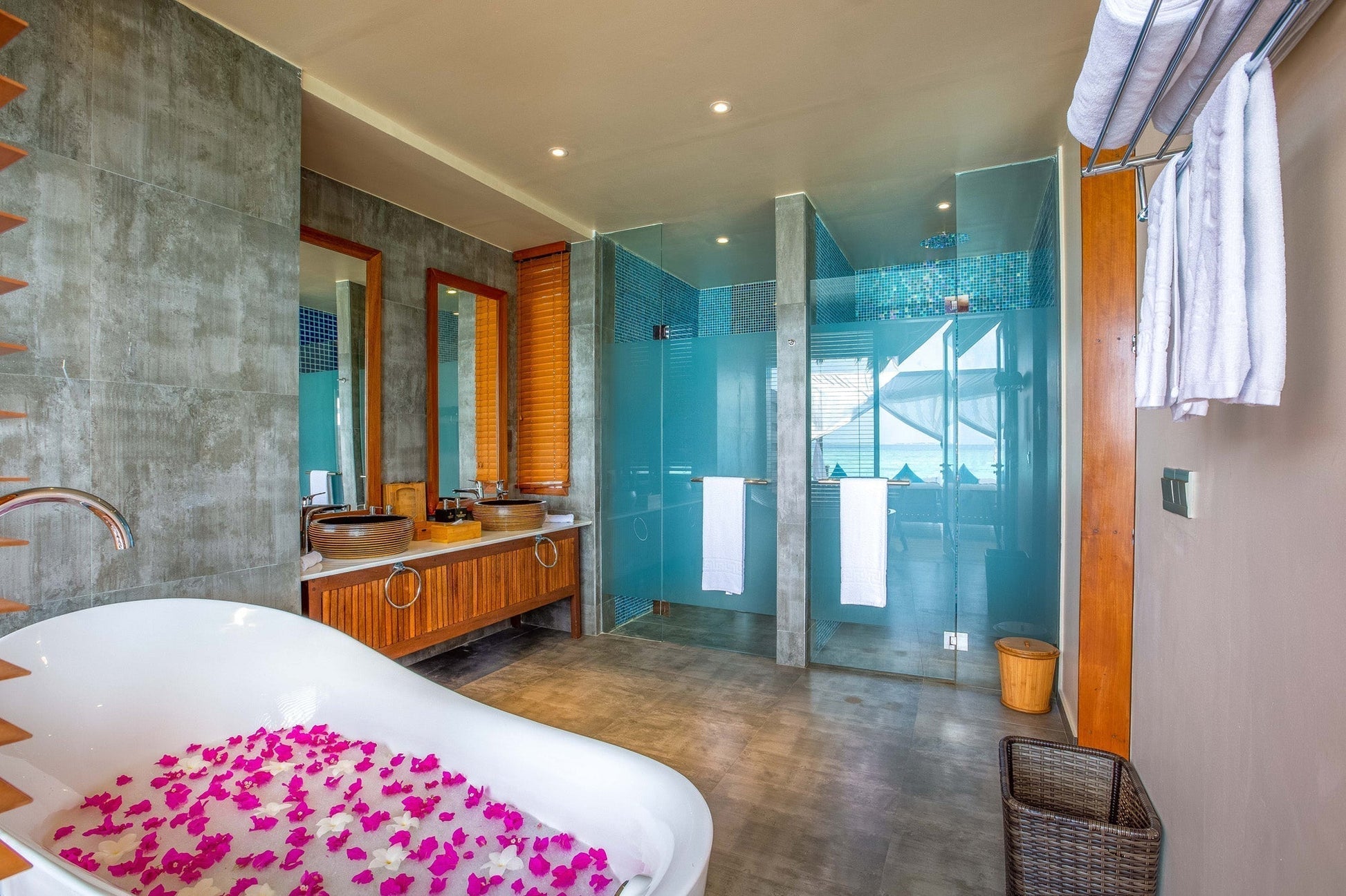 [6 Nights] Island Bliss: Serene Retreat at Furaveri -  Ocean Villa Horizon with Jacuzzi