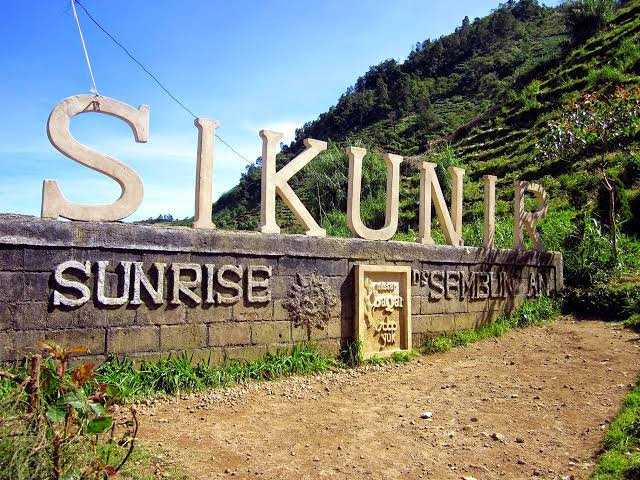 Image of The Dieng Plateau Expedition - Yogyakarta