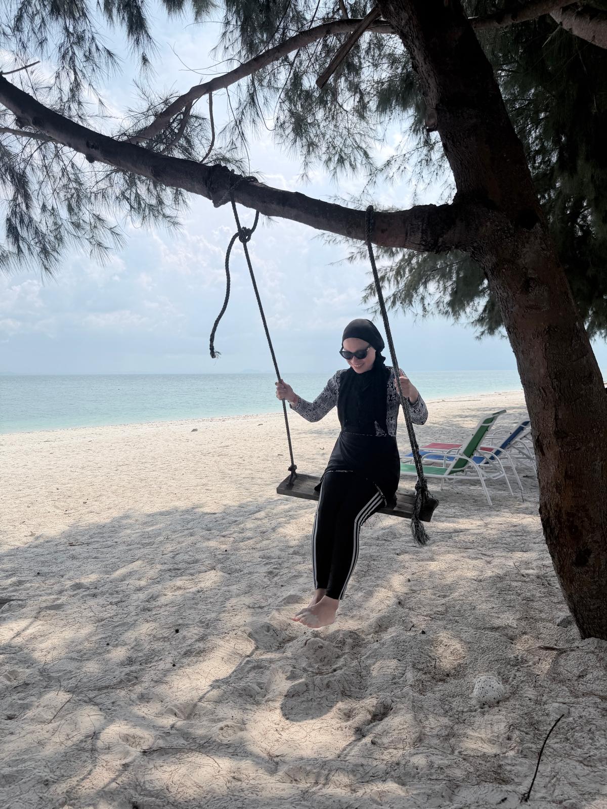 Mersing 7-Island Hopping Adventure Day Tour